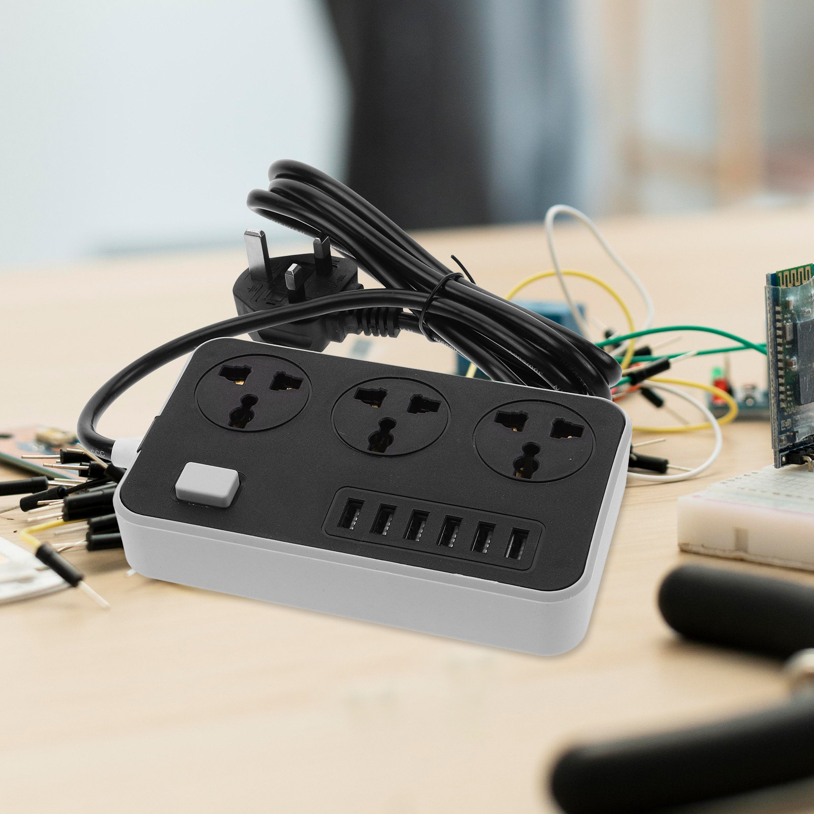 Tomada de viagem com porta USB - Outdoor Use Power Strip avaliação e preço